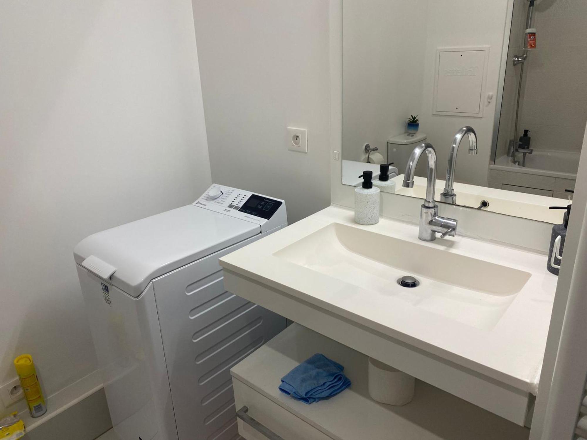Appartement 80M2, Terrasse Sud, Metro 7 Direction Louvre A 8Minutes, Parking Sous-Sol, Proche Paris-Bercy Ivry-sur-Seine Exteriör bild